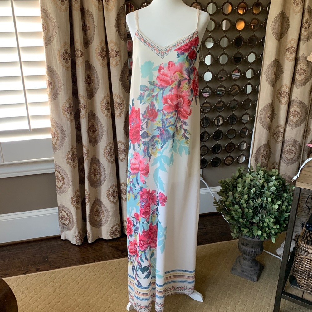 Flying Tomato Floral Maxi Dress, new, size small